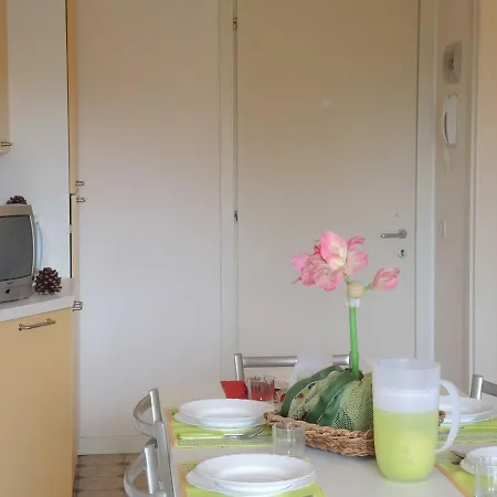 Διαμέρισμα Modern Flat With Terrace - Beahost *