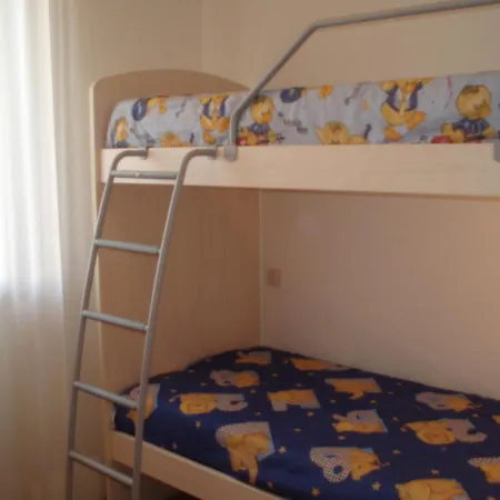 Διαμέρισμα Modern Flat With Terrace - Beahost Μπιμπιόνε