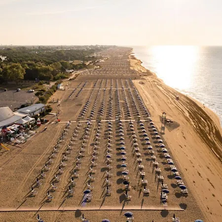 شقة Modern Flat In The Nearby Of The بيبيوني