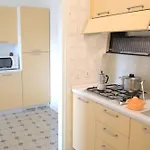 Апартаменты Modern Flat In The Nearby Of The Бибионе